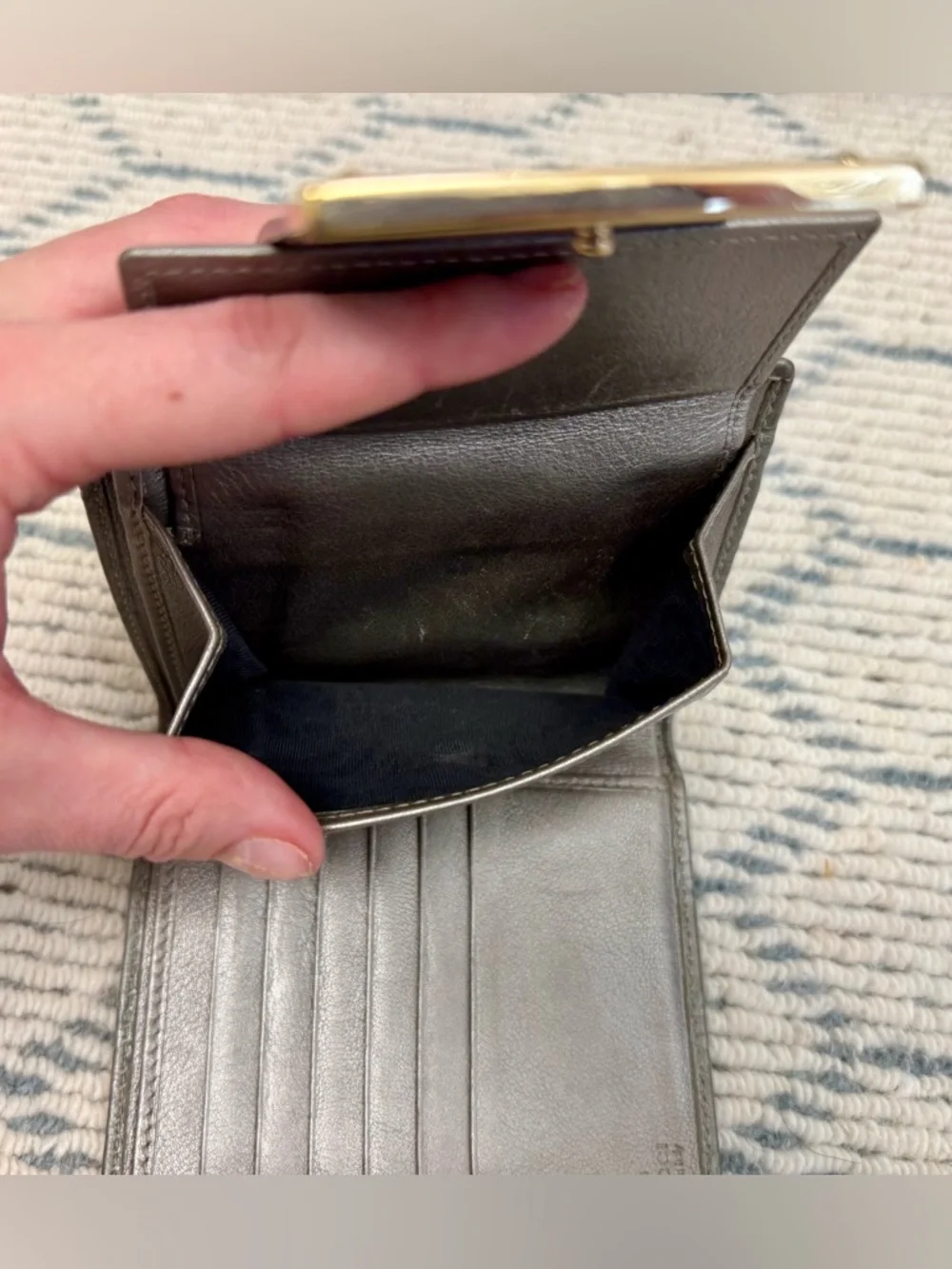 GUCCI Metallic Grey Signature GuccissimaGG Monogram Leather Bifold French Wallet - Picture 13 of 16